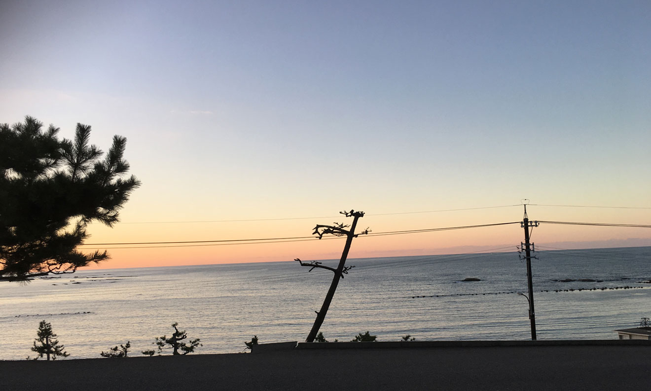 海の夕焼け写真