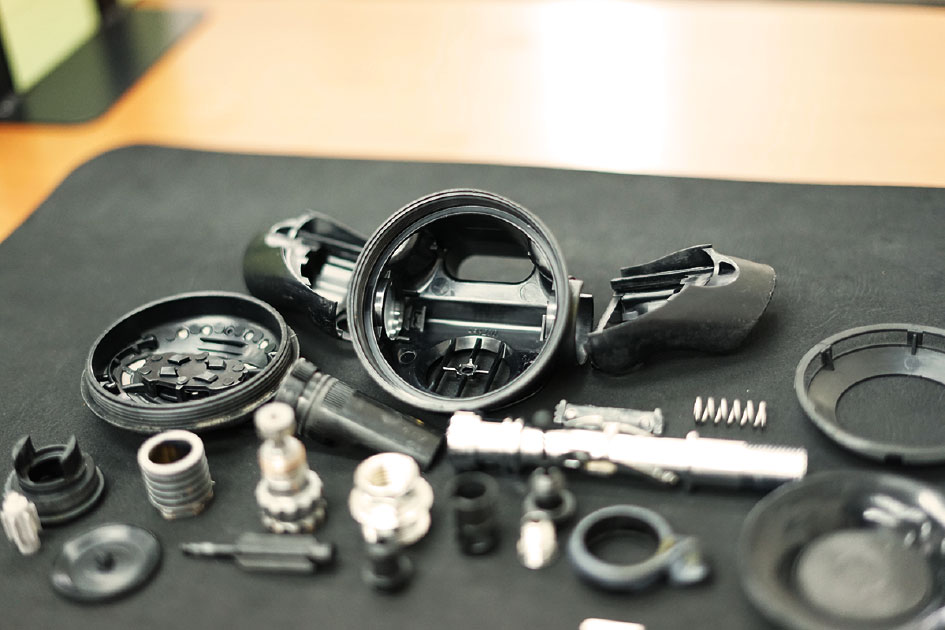 オーバーホール後の綺麗になったパーツ画像