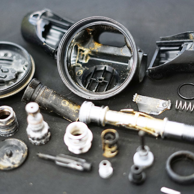 オーバーホール前の部品画像